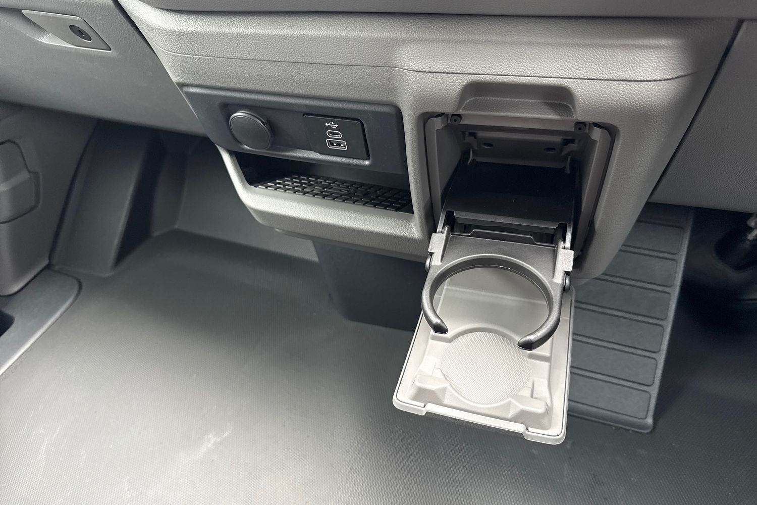 Used Volkswagen Transporter 2025 for sale - 76133727: Photo 28