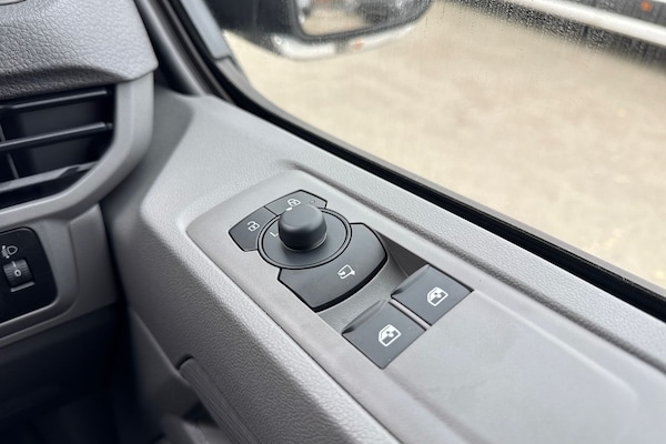 Used Volkswagen Transporter 2025 for sale - 76250648: Photo 20