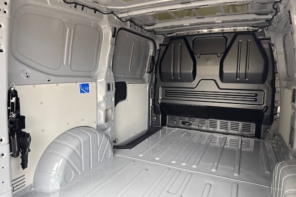 Used Volkswagen Transporter 2025 for sale - 76250648: Photo 39