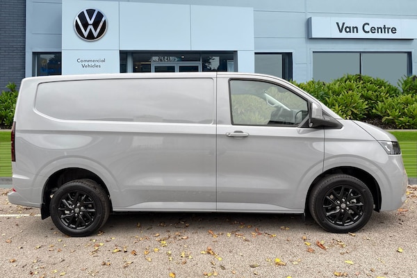 Used Volkswagen Transporter 2025 for sale - 76250648: Photo 3