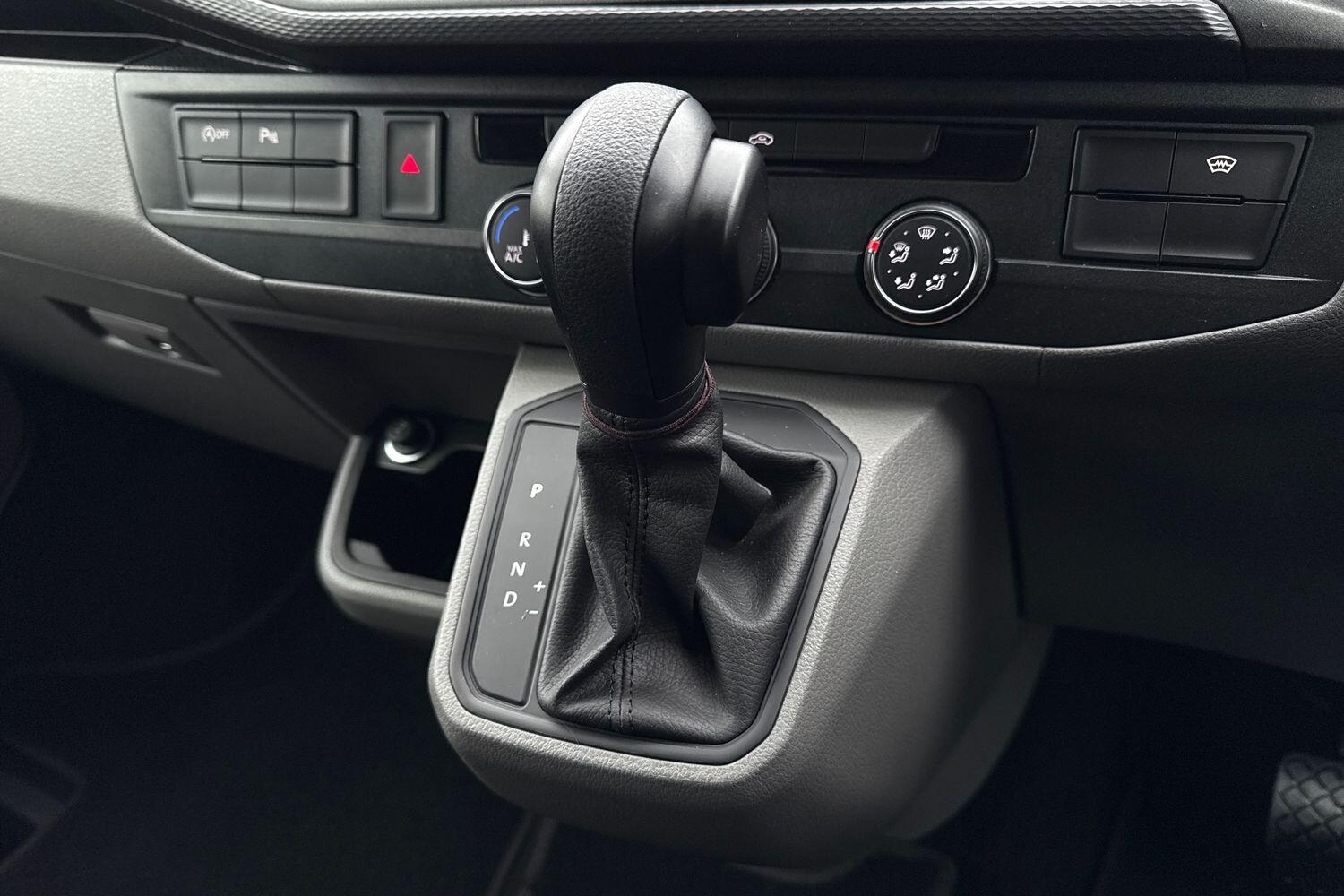 Used Volkswagen Transporter 2024 for sale - 77477137: Photo 19