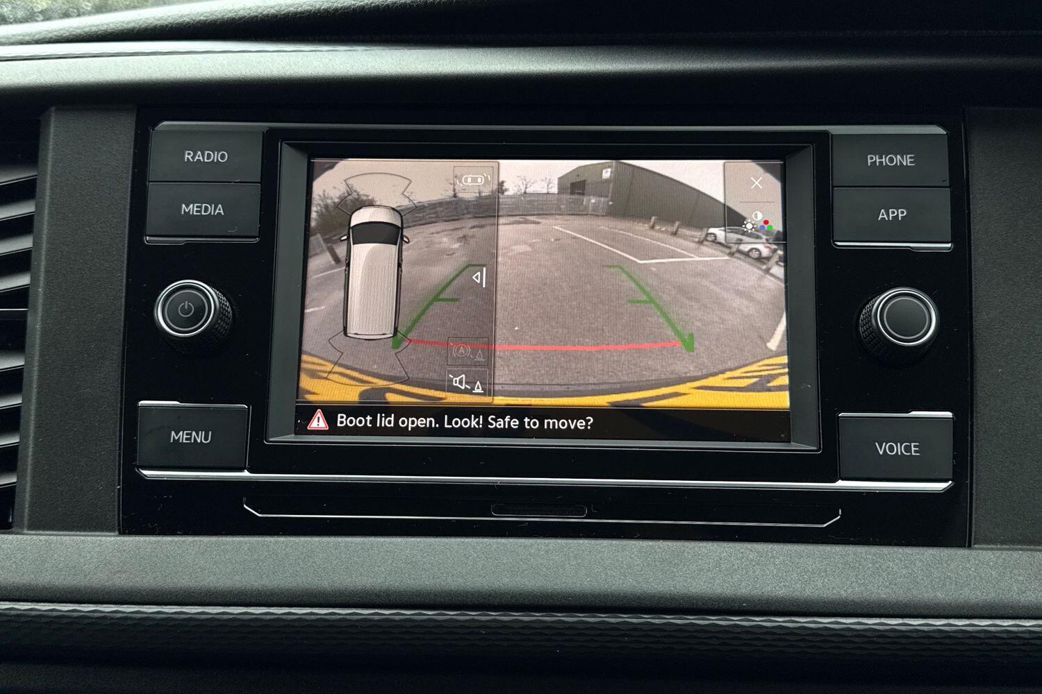 Used Volkswagen Transporter 2024 for sale - 77477137: Photo 35