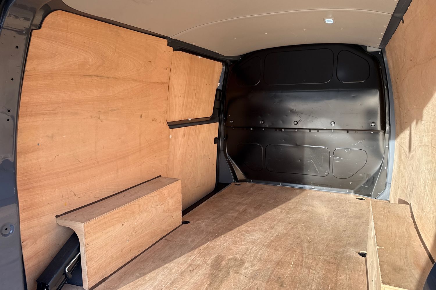 Used Volkswagen Transporter 2024 for sale - 77929055: Photo 36