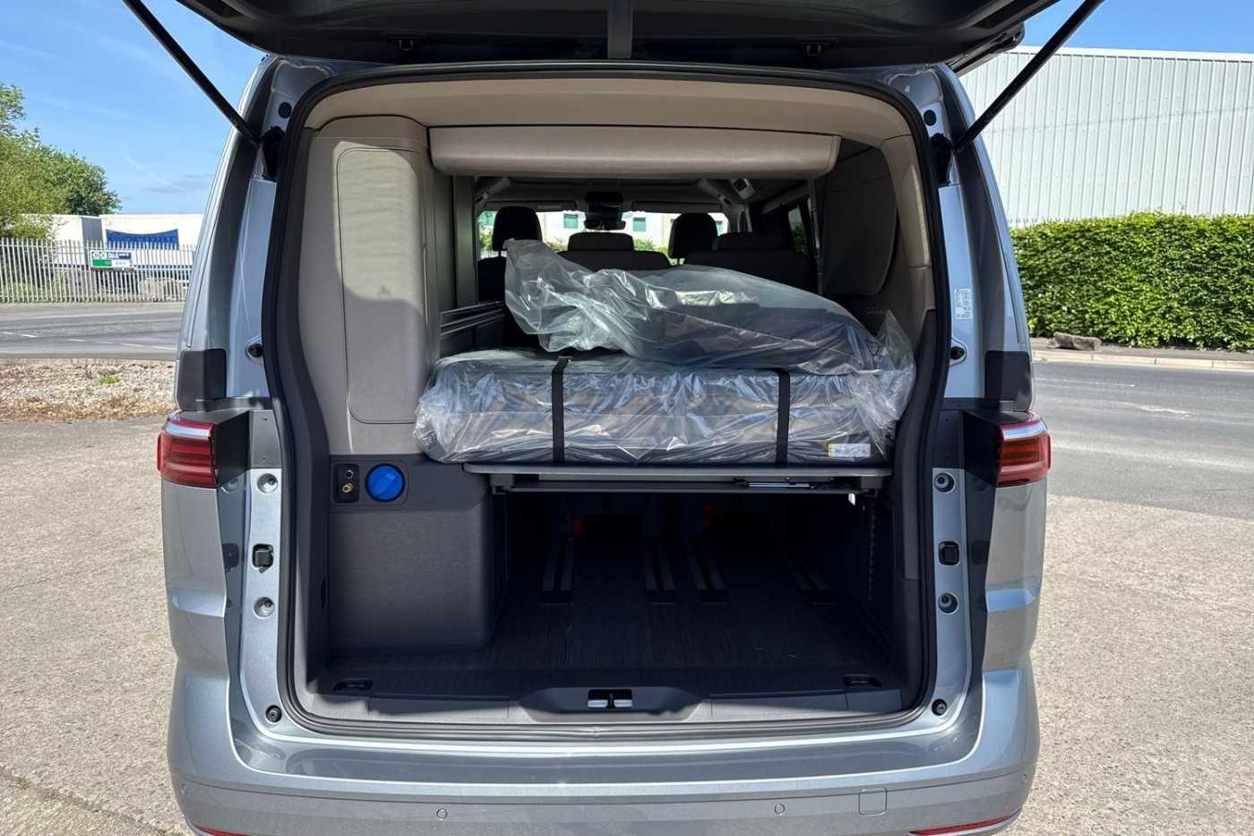 Used Volkswagen California 2025 for sale - 76232523: Photo 9