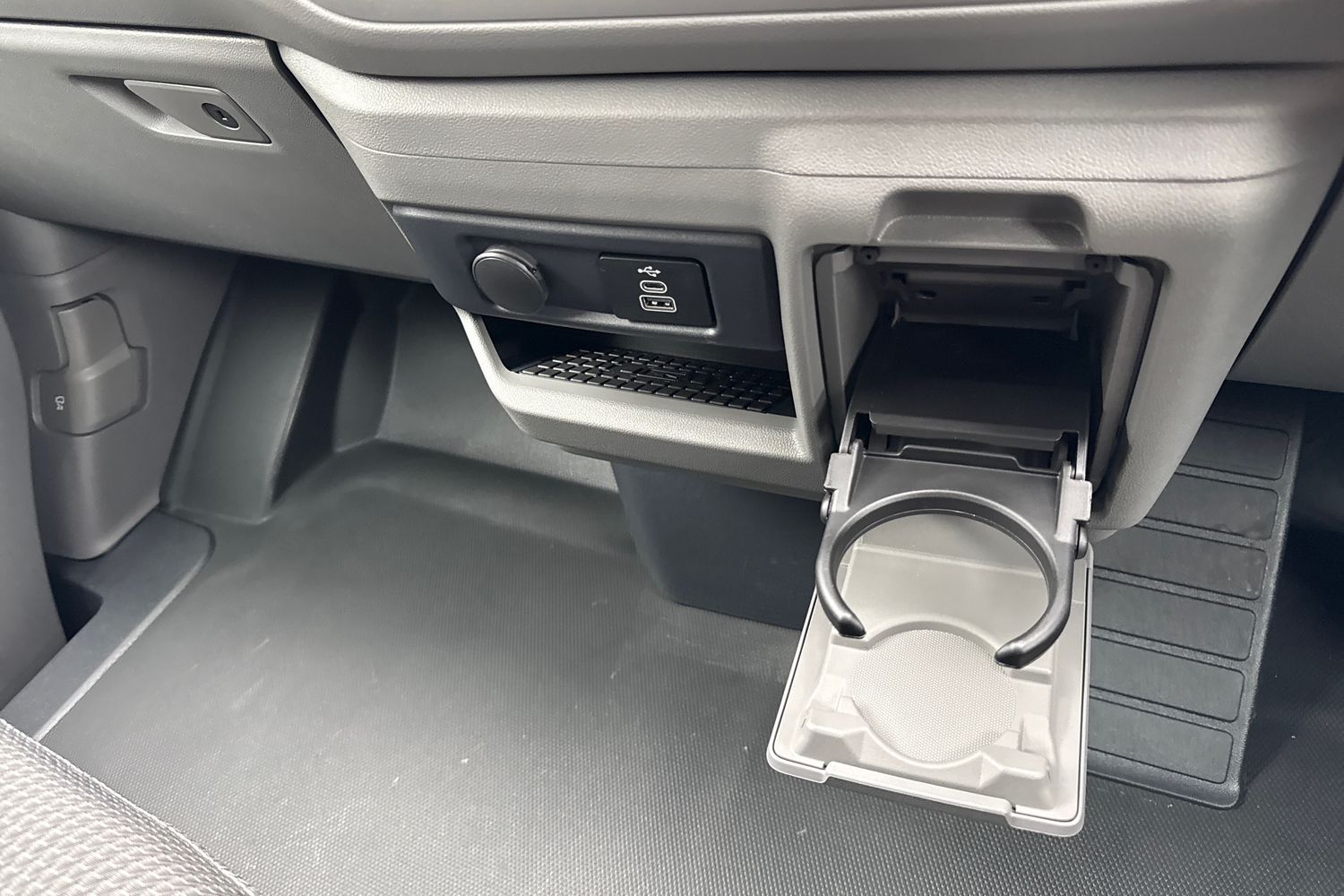 Used Volkswagen Transporter 2025 for sale - 76232535: Photo 28