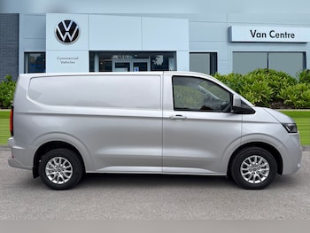 Used Volkswagen Transporter 2025 for sale - 76232535: Photo 3