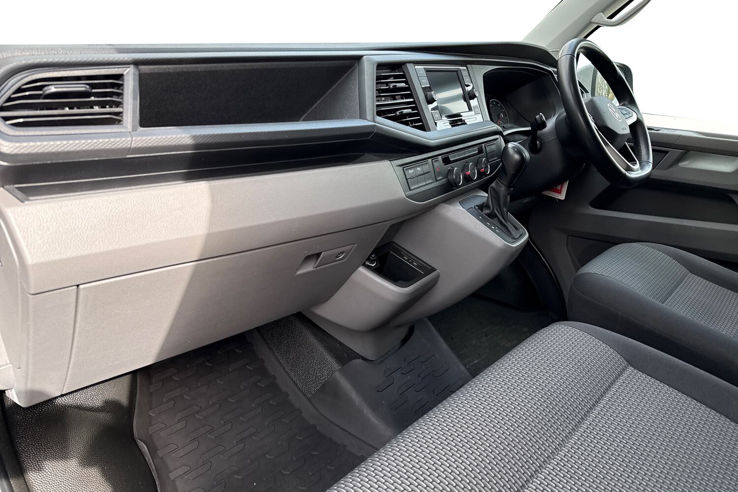 Used Volkswagen Transporter 2023 for sale - 78077304: Photo 14