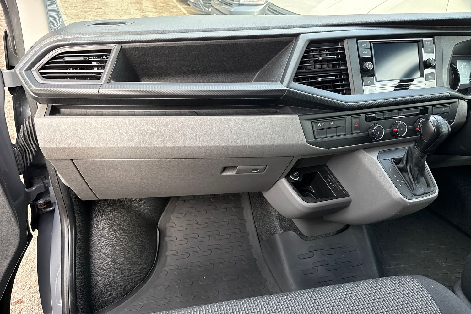 Used Volkswagen Transporter 2023 for sale - 78077304: Photo 19