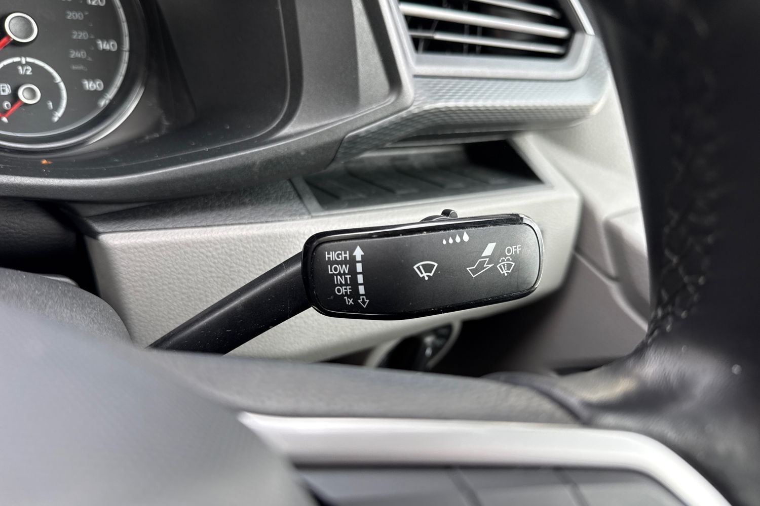 Used Volkswagen Transporter 2023 for sale - 78077304: Photo 40