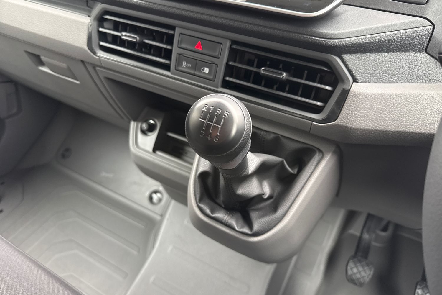 Used Volkswagen Crafter 2025 for sale - 77862917: Photo 22