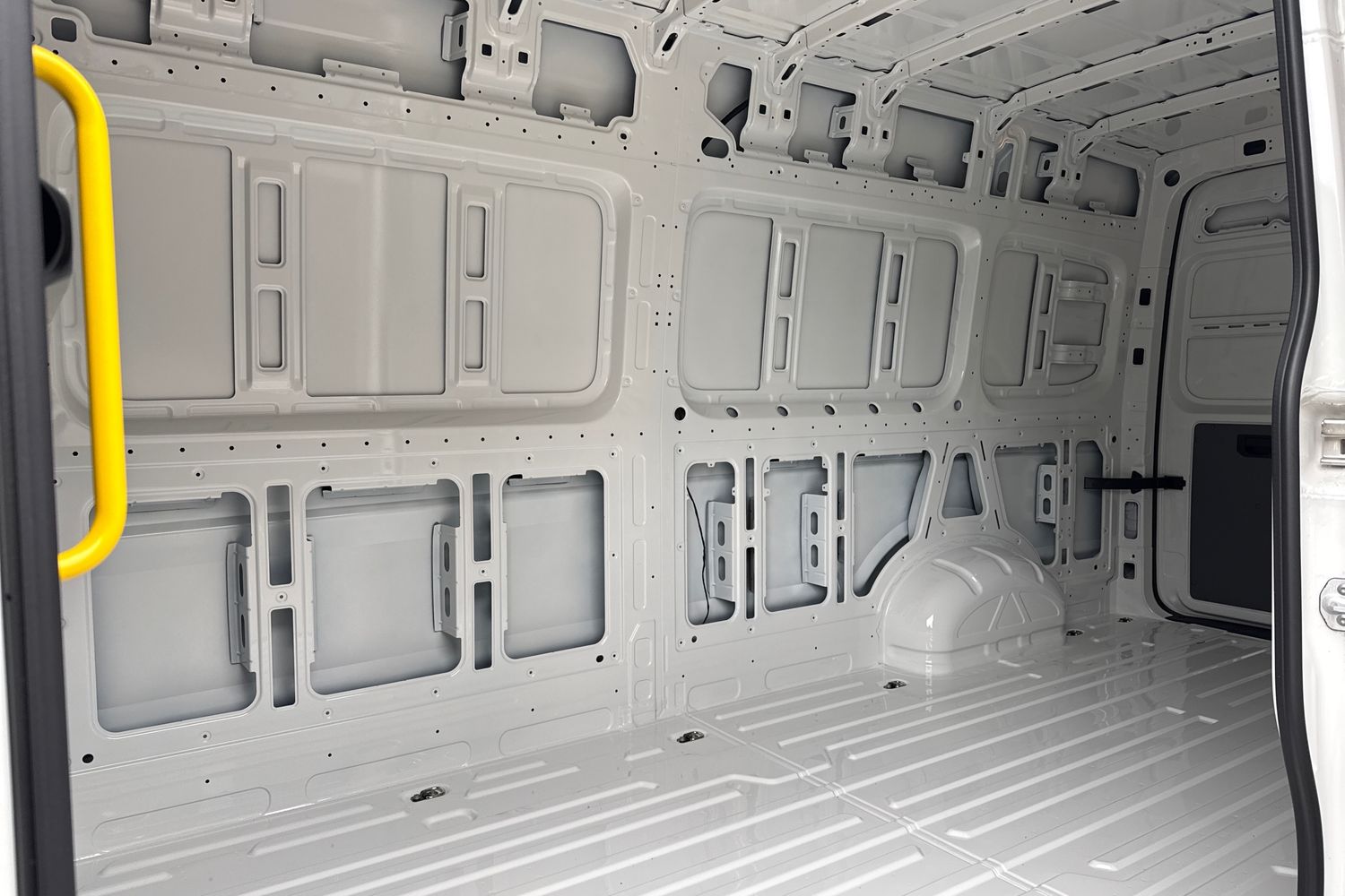 Used Volkswagen Crafter 2025 for sale - 77862917: Photo 30