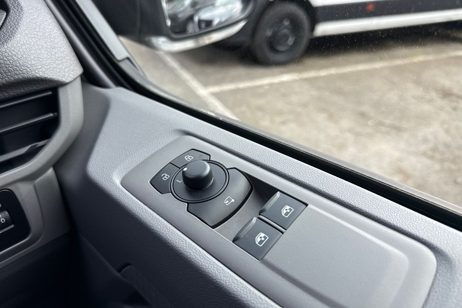 Used Volkswagen Transporter 2025 for sale - 78122526: Photo 20