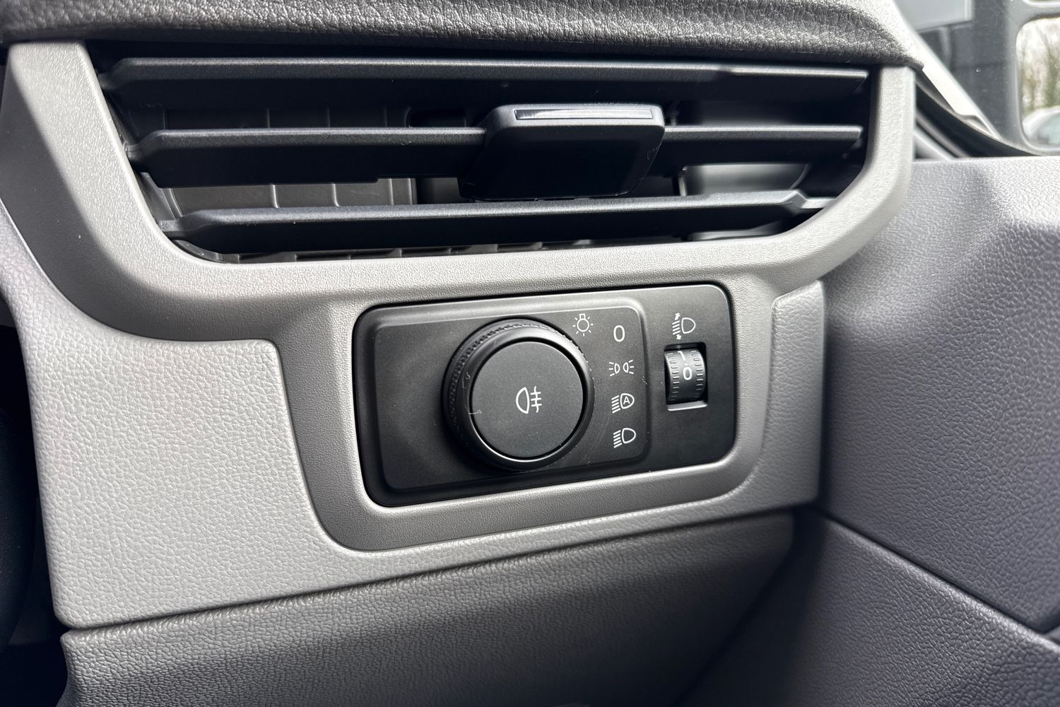 Used Volkswagen Transporter 2025 for sale - 78122526: Photo 38