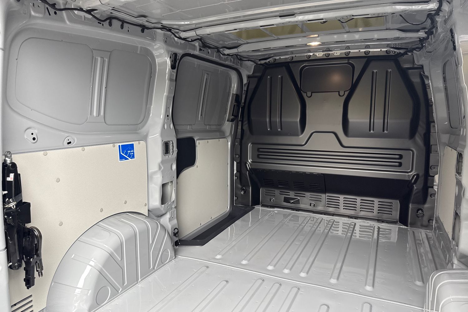 Used Volkswagen Transporter 2025 for sale - 76481100: Photo 37