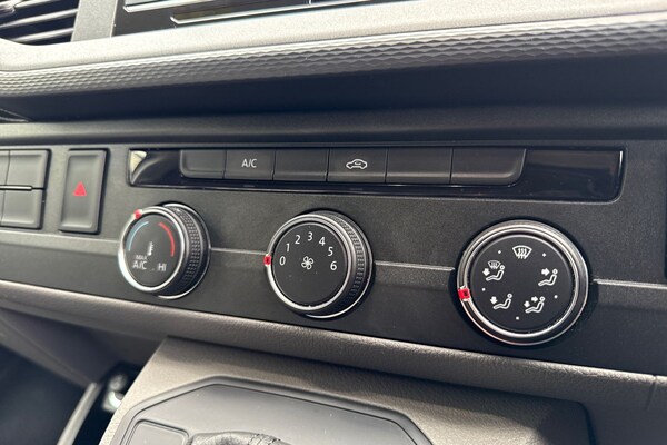 Used Volkswagen Transporter 2024 for sale - 76171152: Photo 22