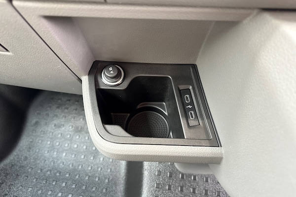 Used Volkswagen Transporter 2024 for sale - 76171152: Photo 29