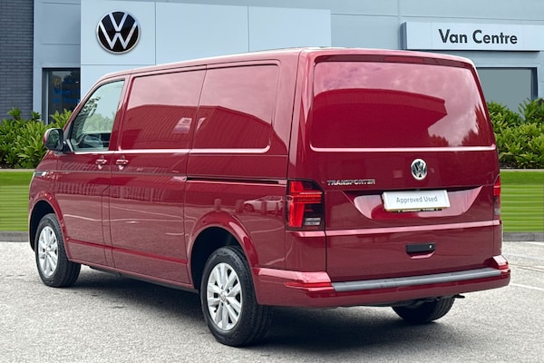 Used Volkswagen Transporter 2024 for sale - 76171152: Photo 2