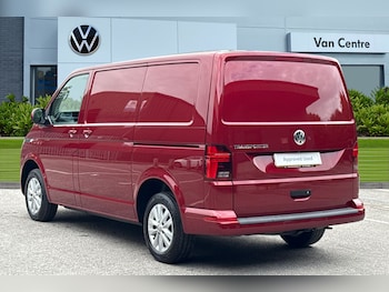 Used Volkswagen Transporter 2024 for sale - 76171152: Photo 2