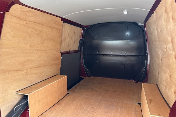 Used Volkswagen Transporter 2024 for sale - 76171152: Photo 43