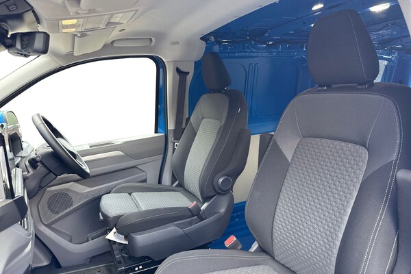 Used Volkswagen Transporter 2025 for sale - 76133737: Photo 15
