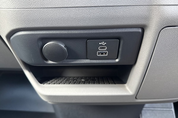 Used Volkswagen Transporter 2025 for sale - 76133737: Photo 30