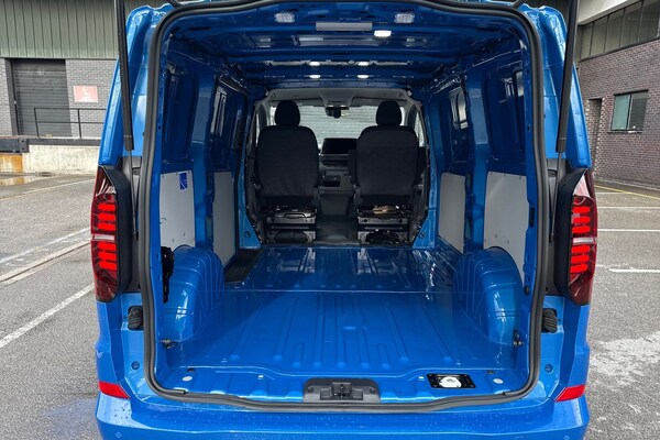 Used Volkswagen Transporter 2025 for sale - 76133737: Photo 6