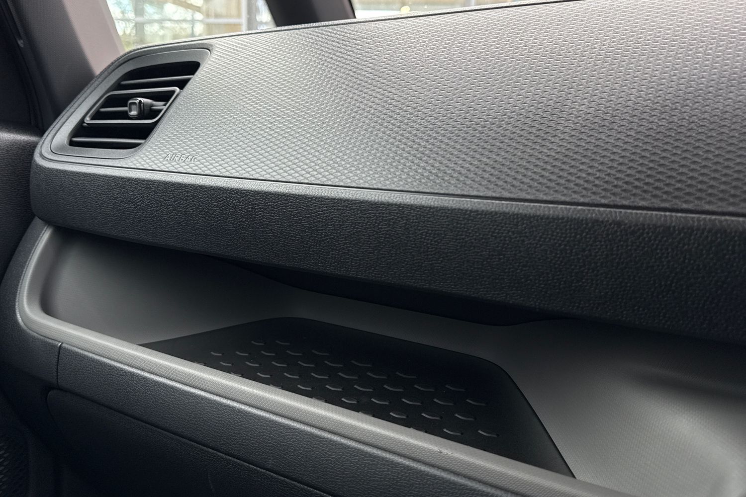 Used Volkswagen ID. Buzz Cargo 2025 for sale - 77451189: Photo 30