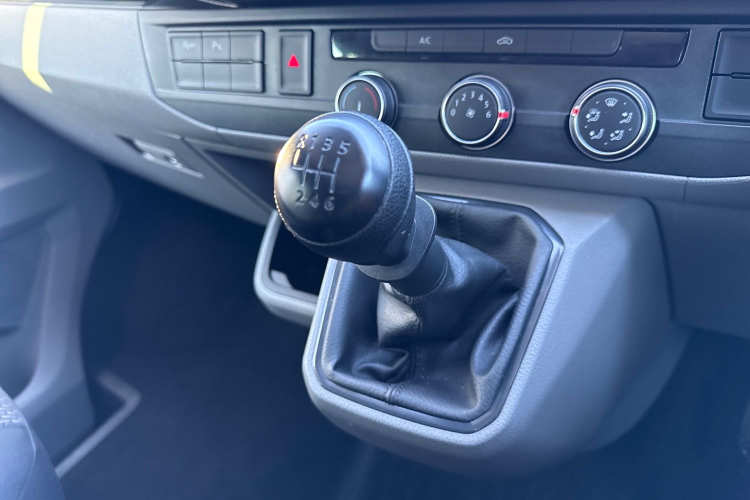 Used Volkswagen Transporter 2024 for sale - 77152611: Photo 23