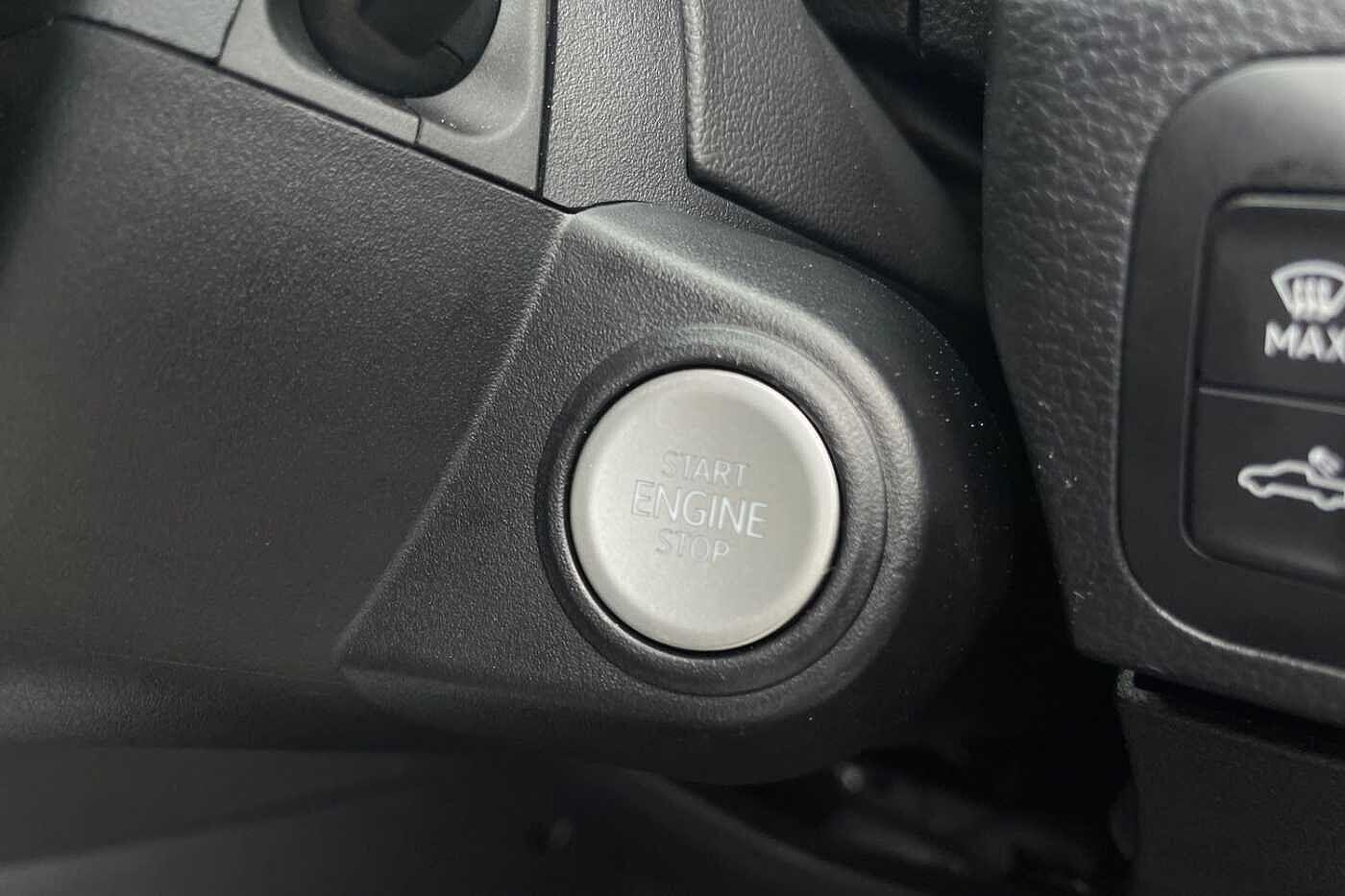 Used Volkswagen Amarok 2023 for sale - 77052198: Photo 35