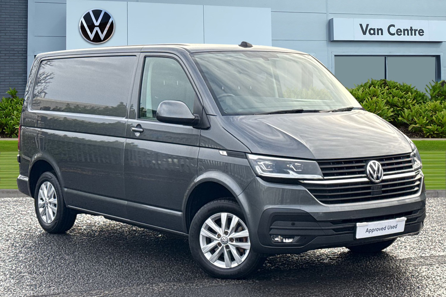 Used Volkswagen Transporter 2023 for sale - 76855040: Photo 1
