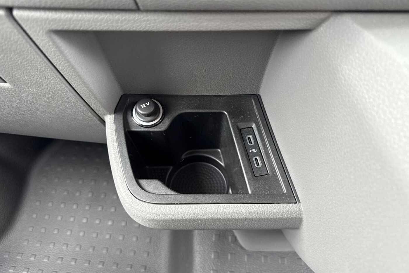 Used Volkswagen Transporter 2024 for sale - 77083934: Photo 26