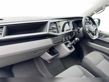 Used Volkswagen Transporter 2024 for sale - 77083934: Photo