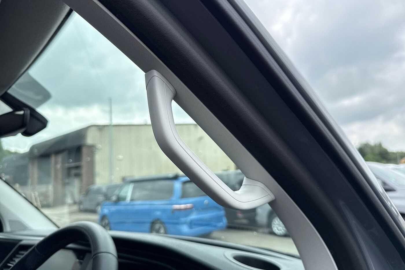 Used Volkswagen Transporter 2024 for sale - 77083934: Photo 36