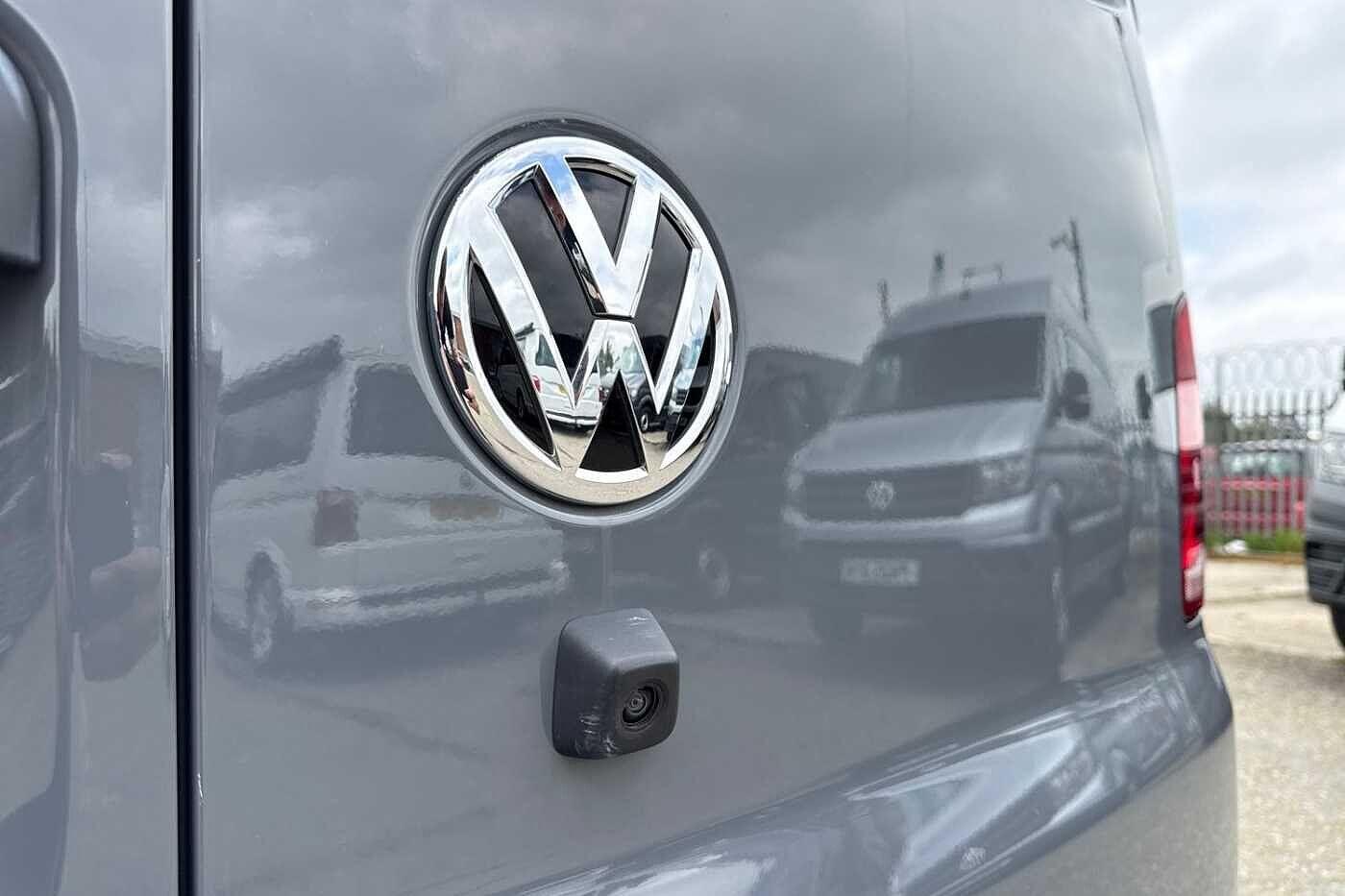 Used Volkswagen Transporter 2024 for sale - 77083934: Photo 41