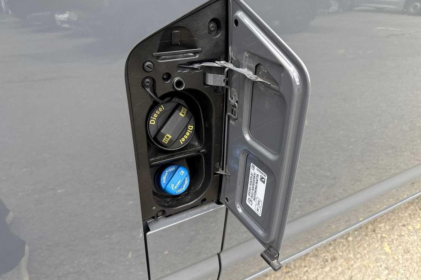 Used Volkswagen Transporter 2024 for sale - 77083934: Photo 44