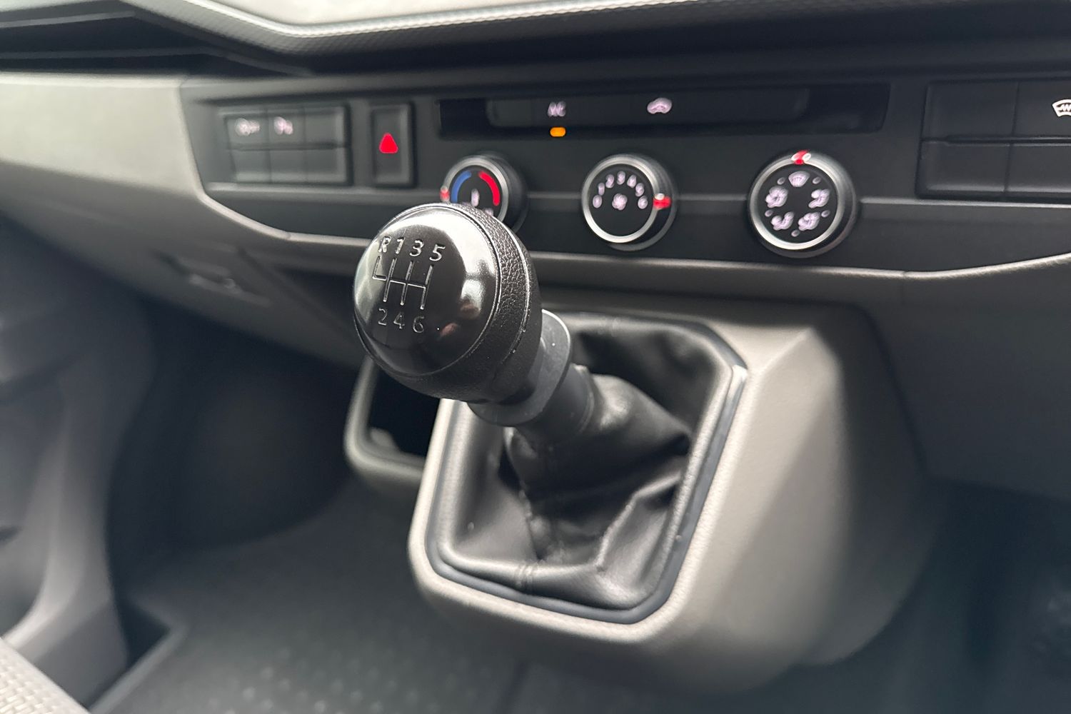 Used Volkswagen Transporter 2020 for sale - 77014046: Photo 22