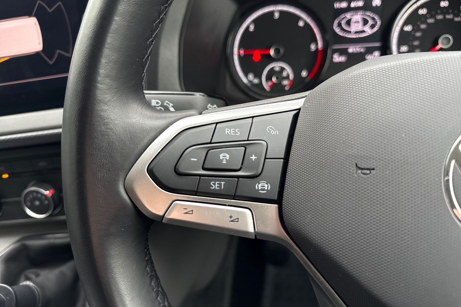 Used Volkswagen Transporter 2024 for sale - 77117740: Photo 26