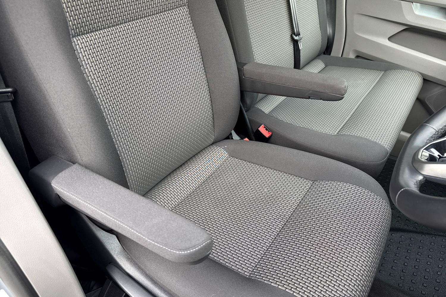 Used Volkswagen Transporter 2024 for sale - 77117740: Photo 34