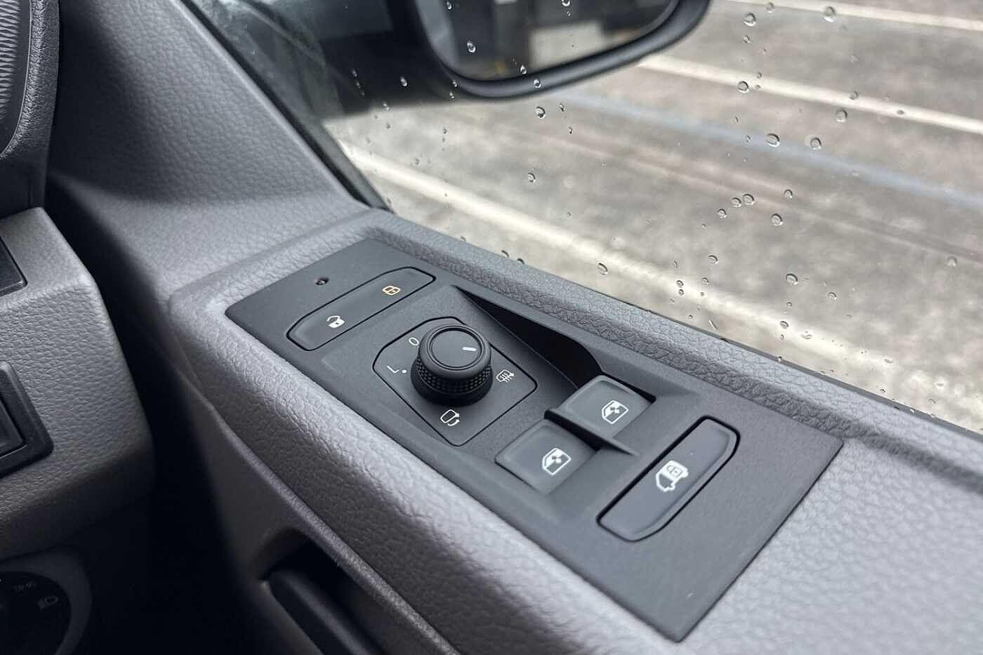 Used Volkswagen Transporter 2024 for sale - 77152649: Photo 18