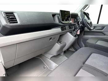 Used Volkswagen Crafter 2024 for sale - 78962400: Photo