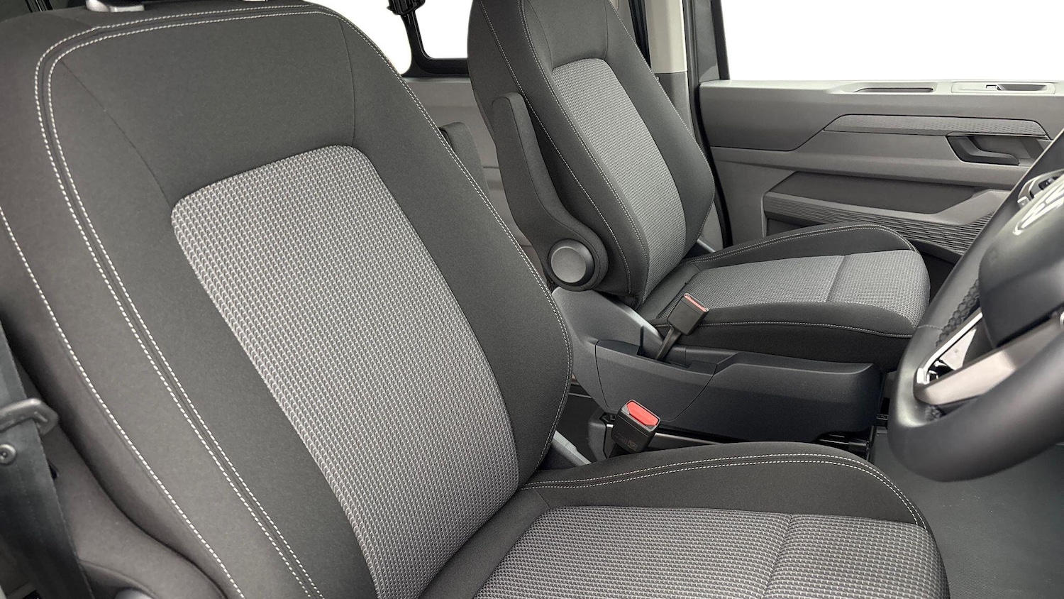 Used Volkswagen Transporter 2025 for sale - 78055900: Photo 23