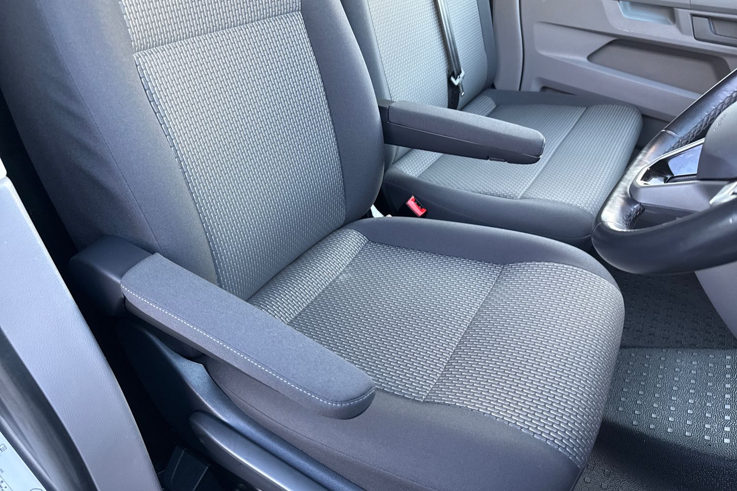 Used Volkswagen Transporter 2022 for sale - 76836318: Photo 30