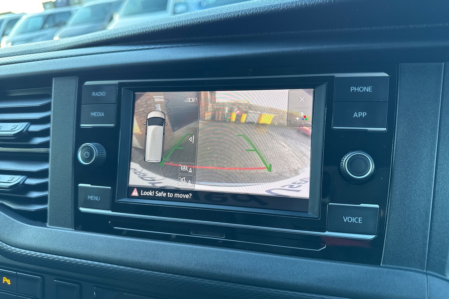 Used Volkswagen Transporter 2022 for sale - 76836318: Photo 38