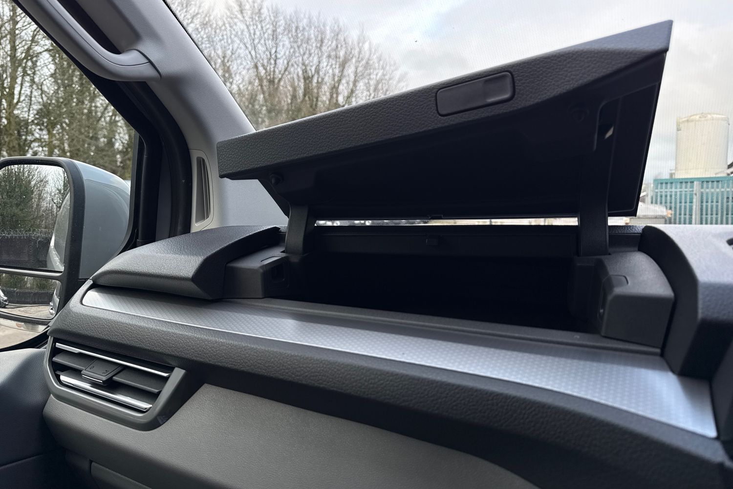 Used Volkswagen Transporter 2025 for sale - 77540991: Photo 14