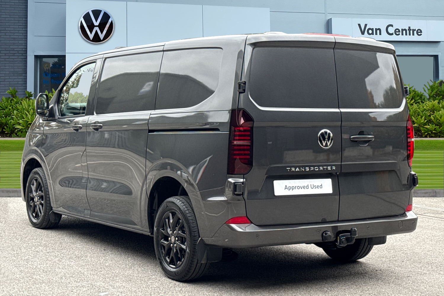 Used Volkswagen Transporter 2025 for sale - 76316309: Photo 2