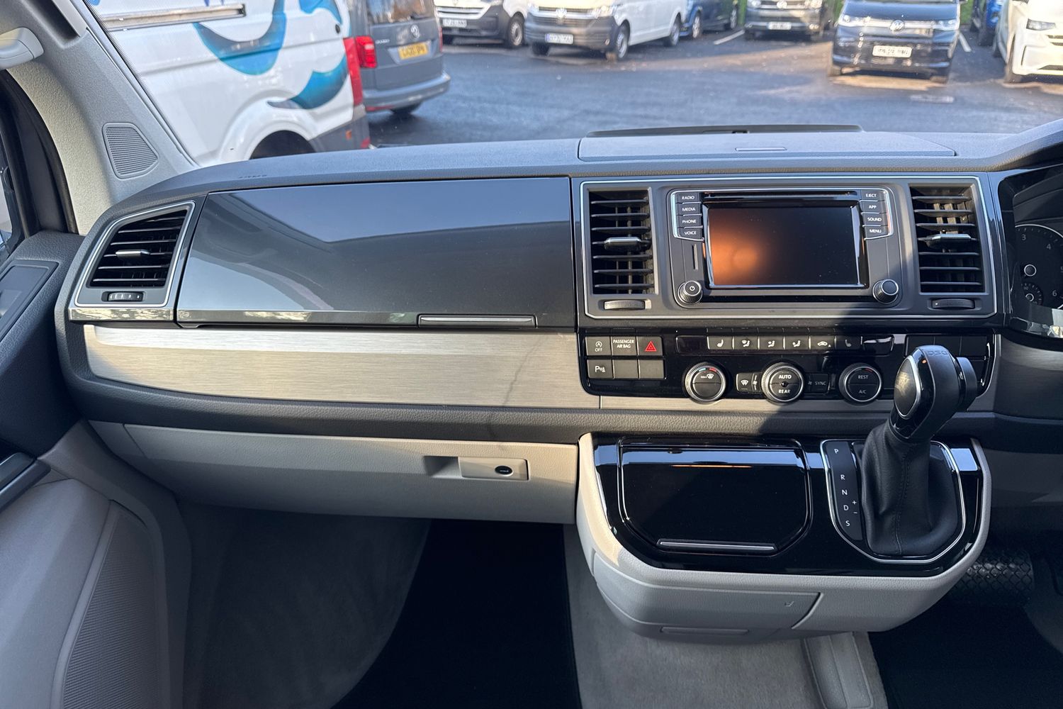 Used Volkswagen California 2018 for sale - 76836319: Photo 19