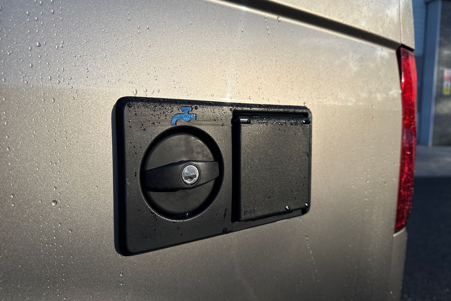 Used Volkswagen California 2018 for sale - 76836319: Photo 32