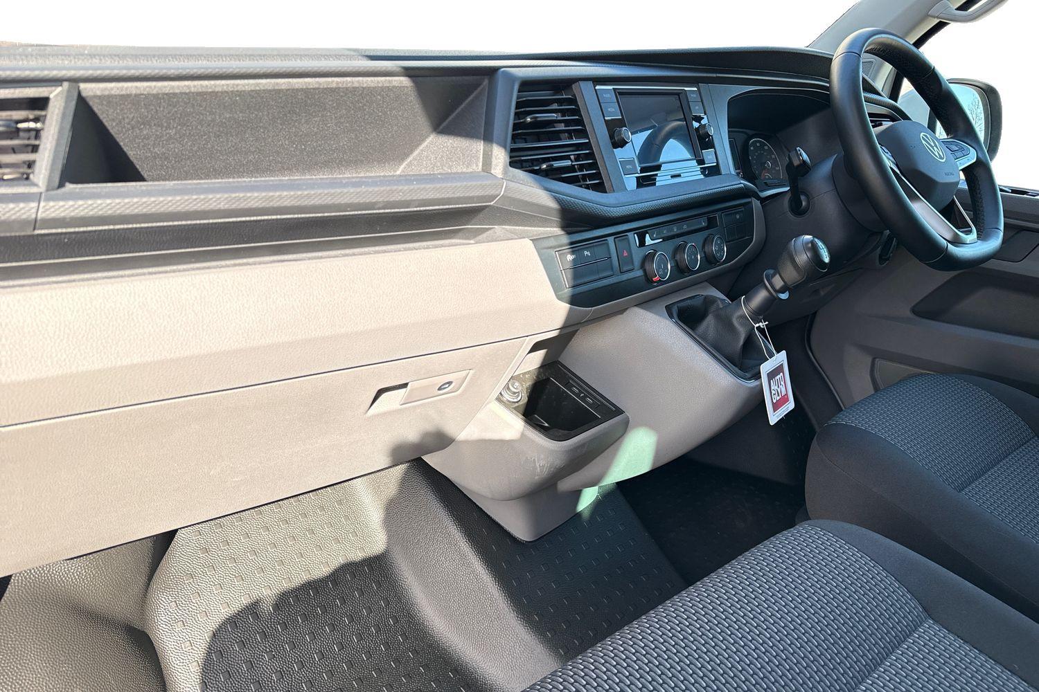 Used Volkswagen Transporter 2024 for sale - 78043433: Photo 8