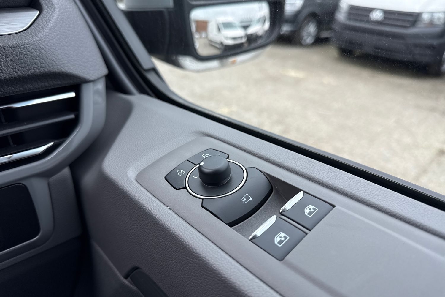 Used Volkswagen Transporter 2025 for sale - 76453612: Photo 20