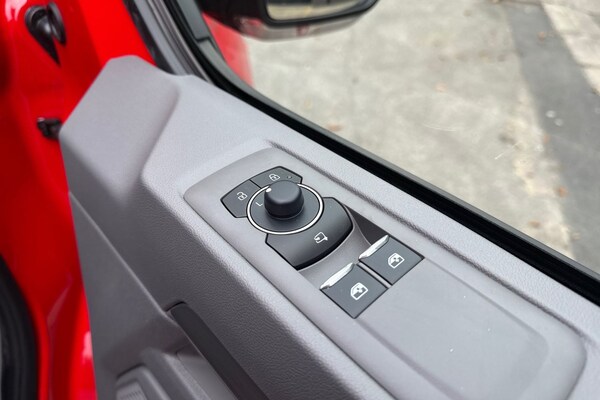 Used Volkswagen Transporter 2025 for sale - 76288328: Photo 20